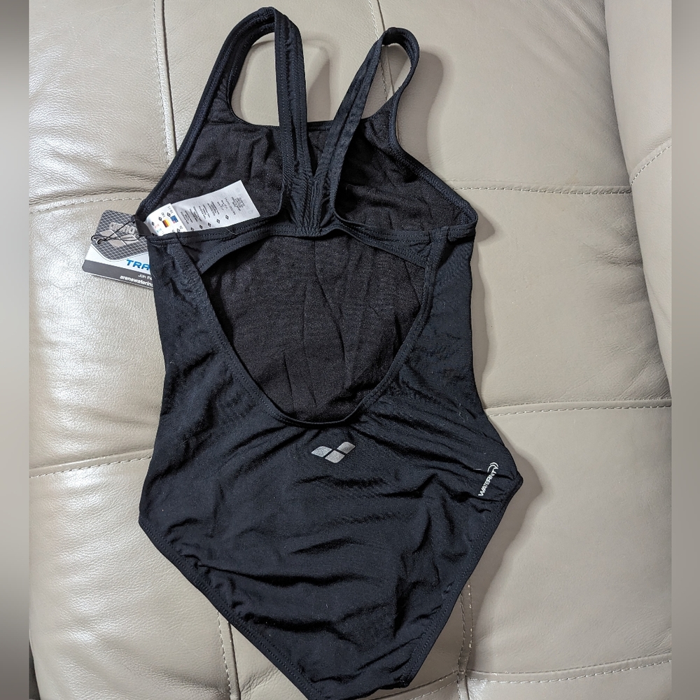 bathing suit. - Picture 2 of 3